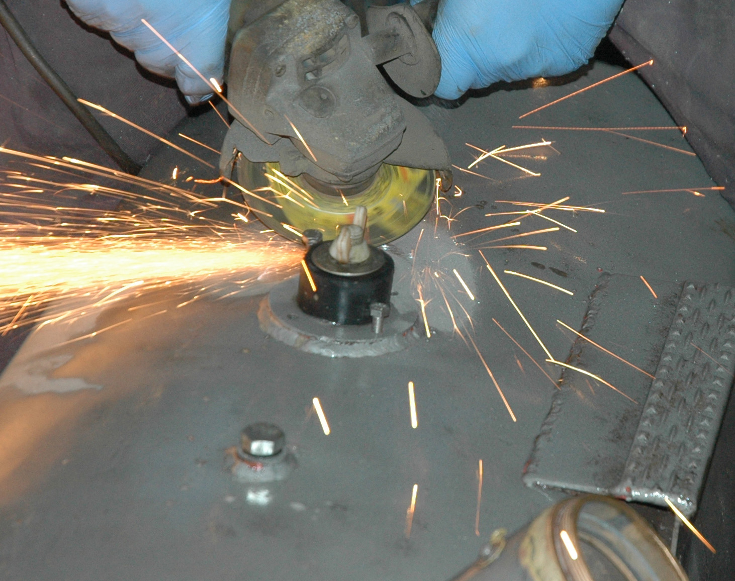 Fuel Tanks Aaron Radiator